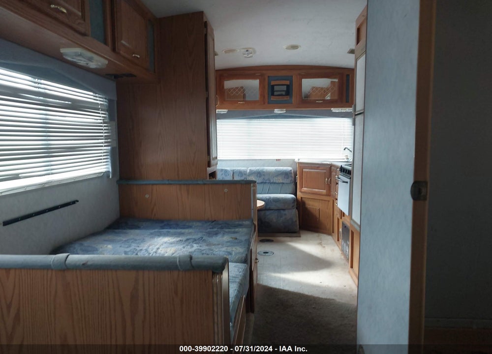1996 FORD ECONOLINE E350 CUTAWAY VAN VIN: 1FDKE30G4THB67228