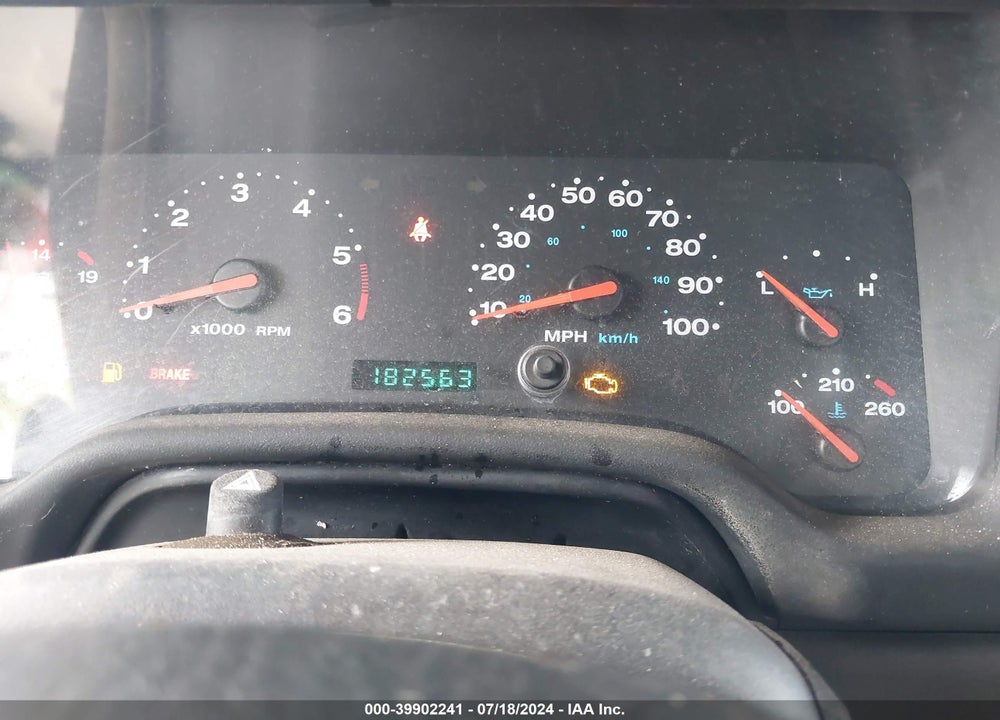 2003 JEEP WRANGLER X VIN: 1J4FA39SX3P352599