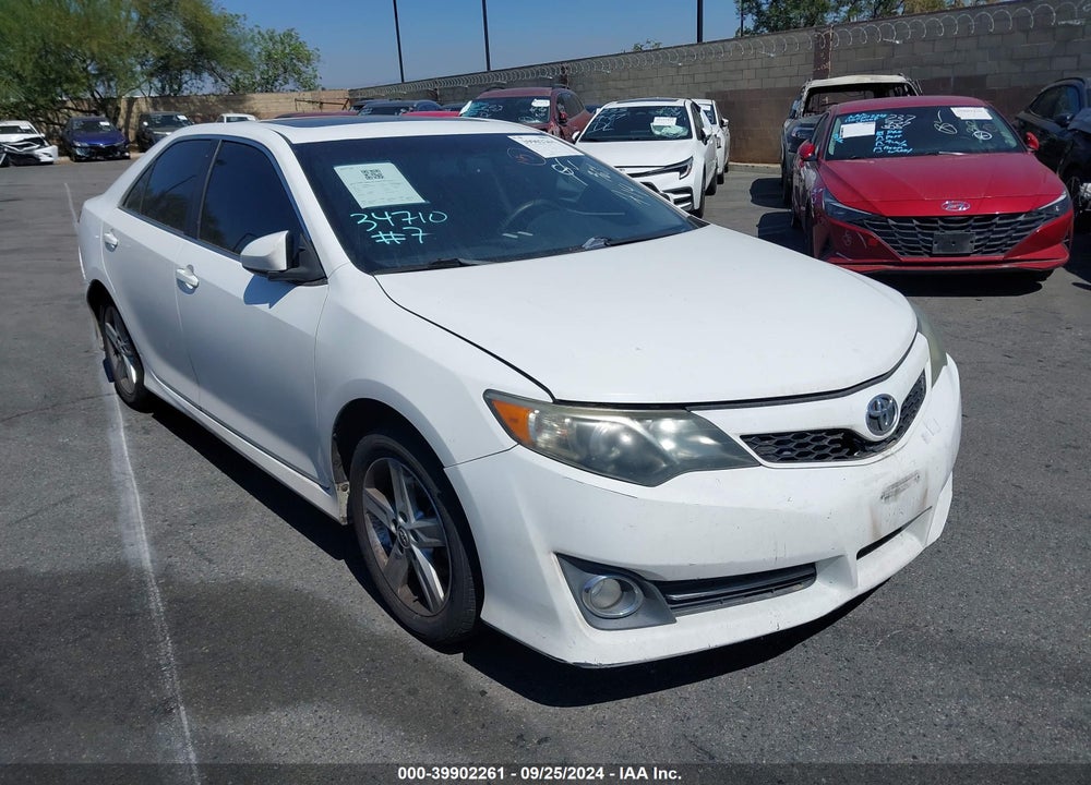 2014 TOYOTA CAMRY SE VIN: 4T1BF1FK1EU809010