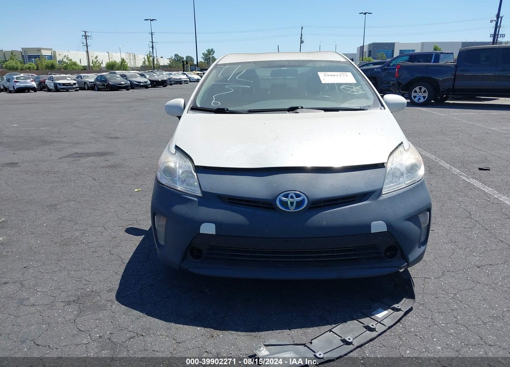2015 TOYOTA PRIUS TWO VIN: JTDKN3DUXF0449655