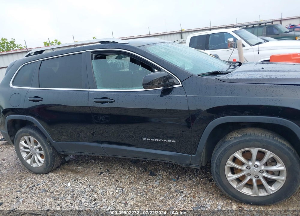 2019 JEEP CHEROKEE LATITUDE 4X4 VIN: 1C4PJMCBXKD413782