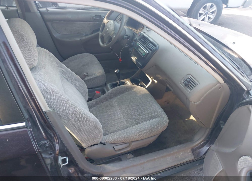 2000 HONDA CIVIC LX VIN: 1HGEJ6573YL025482