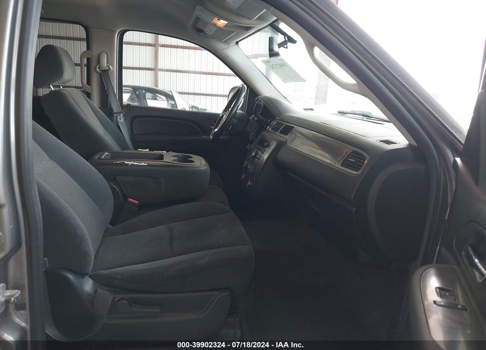 2007 CHEVROLET TAHOE LS VIN: 1GNFK130X7J136069