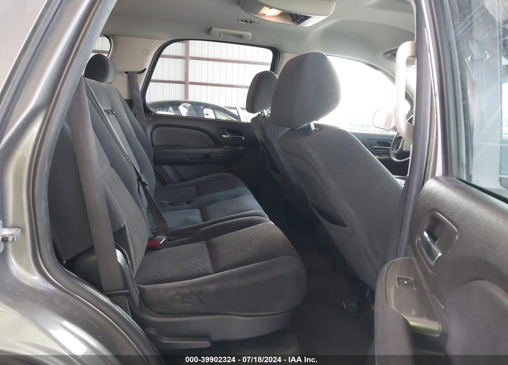 2007 CHEVROLET TAHOE LS VIN: 1GNFK130X7J136069