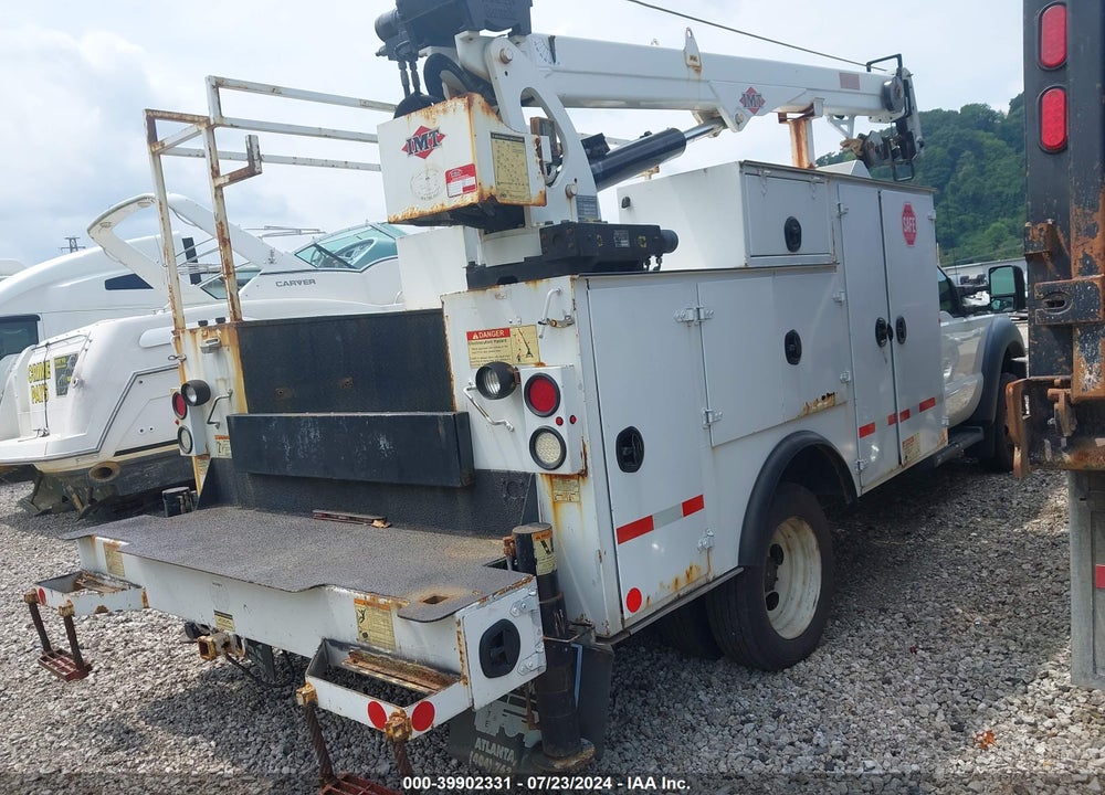 2016 FORD F-550 CHASSIS XL VIN: 1FDUF5GY8GEB58099