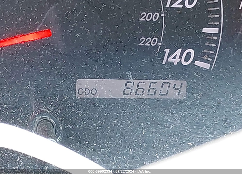 2005 TOYOTA CAMRY LE V6 VIN: 4T1BF30KX5U601504