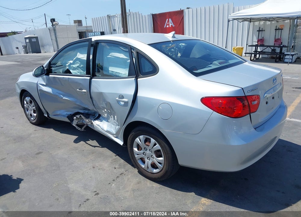2010 HYUNDAI ELANTRA GLS VIN: KMHDU4AD1AU135380