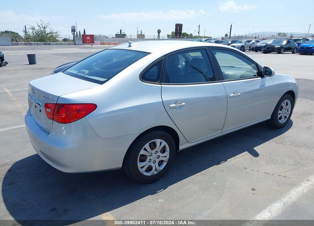 2010 HYUNDAI ELANTRA GLS VIN: KMHDU4AD1AU135380