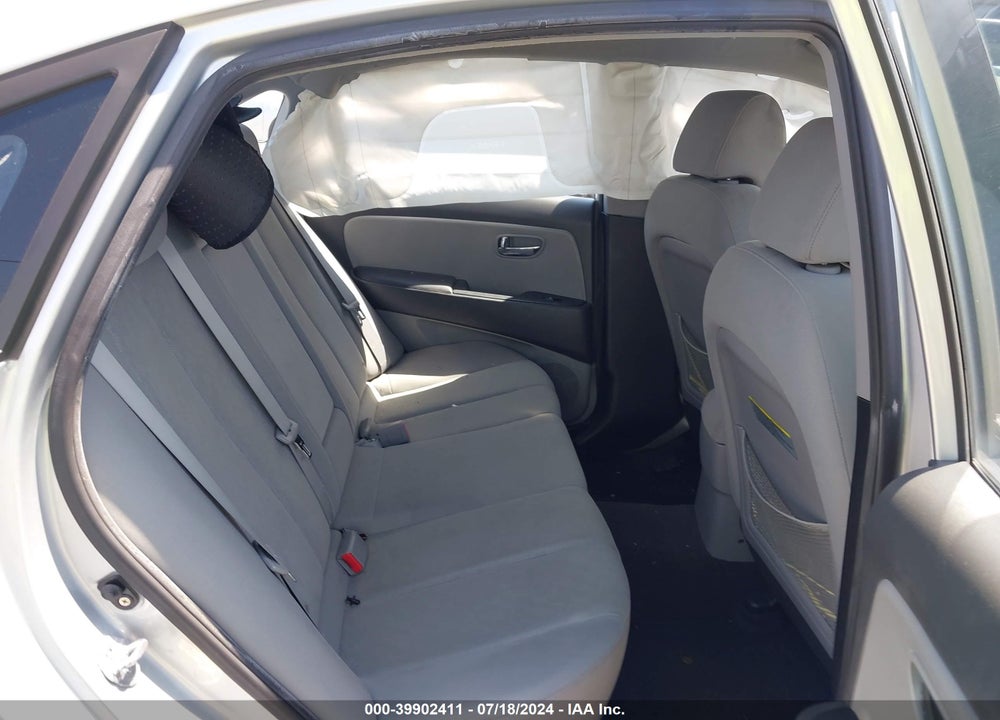 2010 HYUNDAI ELANTRA GLS VIN: KMHDU4AD1AU135380