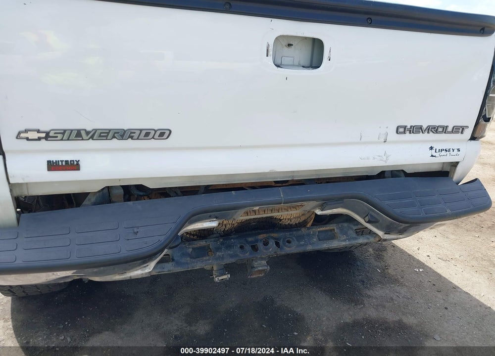 2002 CHEVROLET SILVERADO 1500 LS VIN: 2GCEK19T021378460
