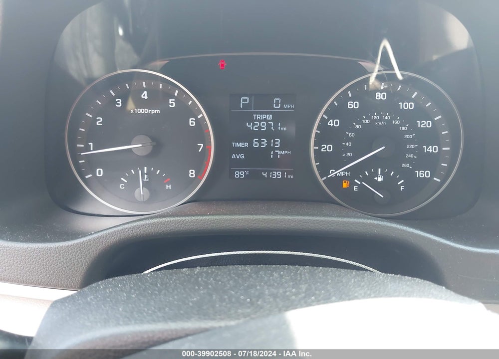 2018 HYUNDAI ELANTRA SE VIN: 5NPD74LFXJH265632