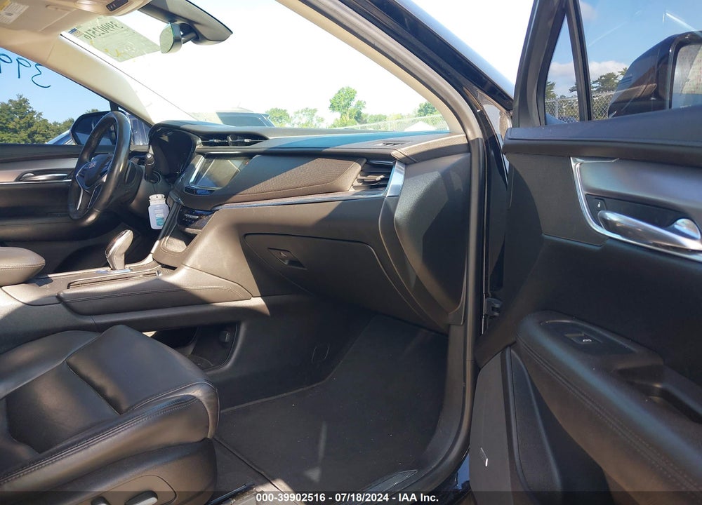 2017 CADILLAC XT5 LUXURY VIN: 1GYKNBRS5HZ119397