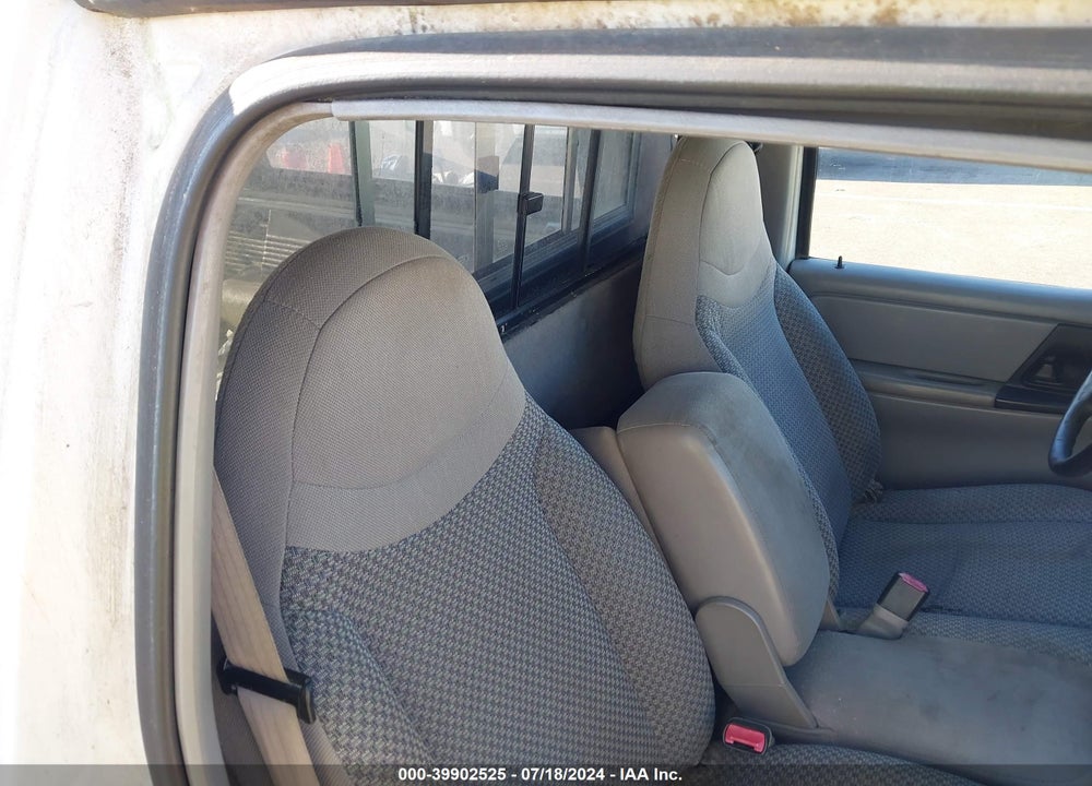 1997 FORD RANGER VIN: 1FTCR10U7VUB64471