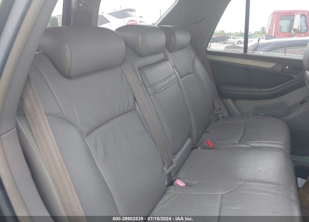 2005 TOYOTA 4RUNNER SR5 V6 VIN: JTEZU14R558034241