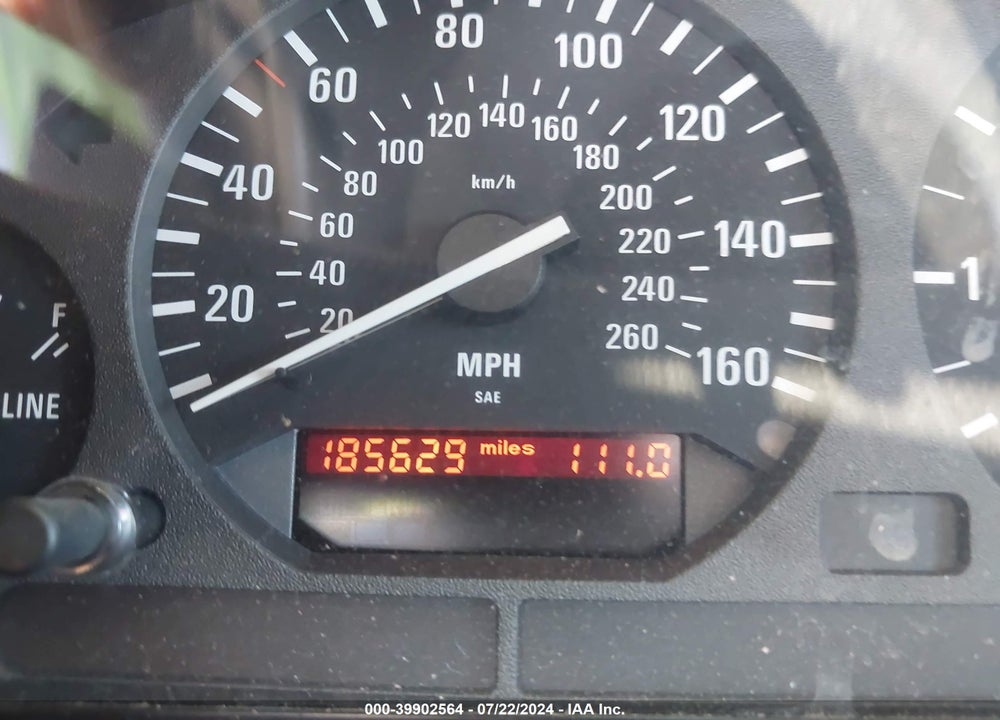 1995 BMW 318 I AUTOMATIC VIN: 4USCC8321SLA10809