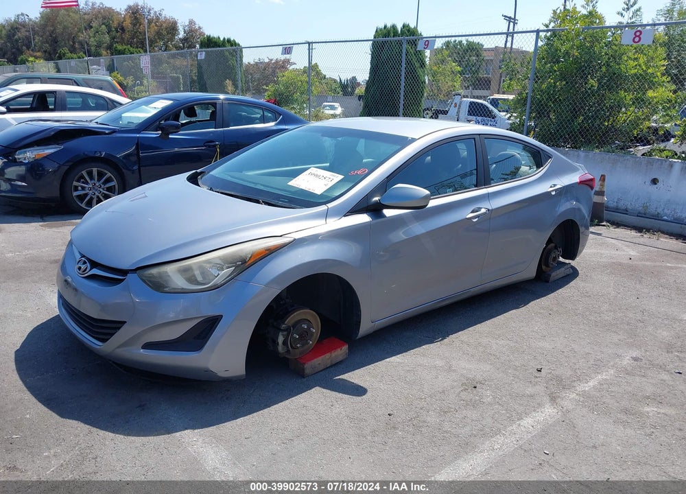 2016 HYUNDAI ELANTRA SE VIN: 5NPDH4AE3GH771058
