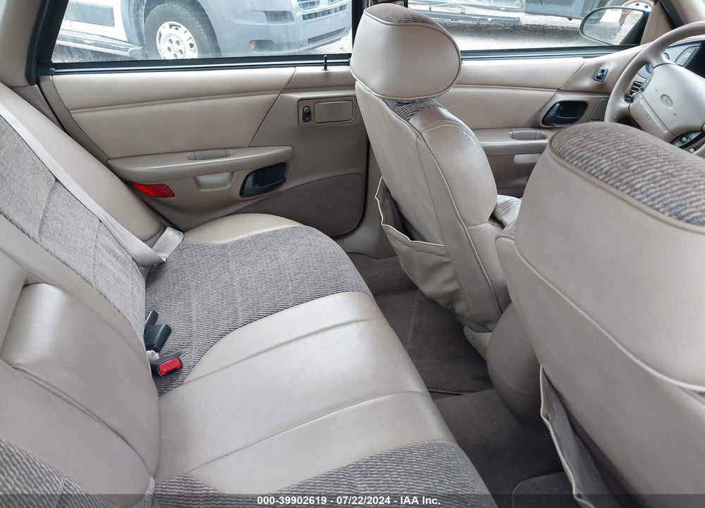 1995 FORD TAURUS GL/SE VIN: 1FALP52U2SA209474