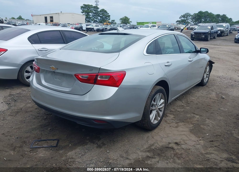 2018 CHEVROLET MALIBU LT VIN: 1G1ZD5ST8JF270102