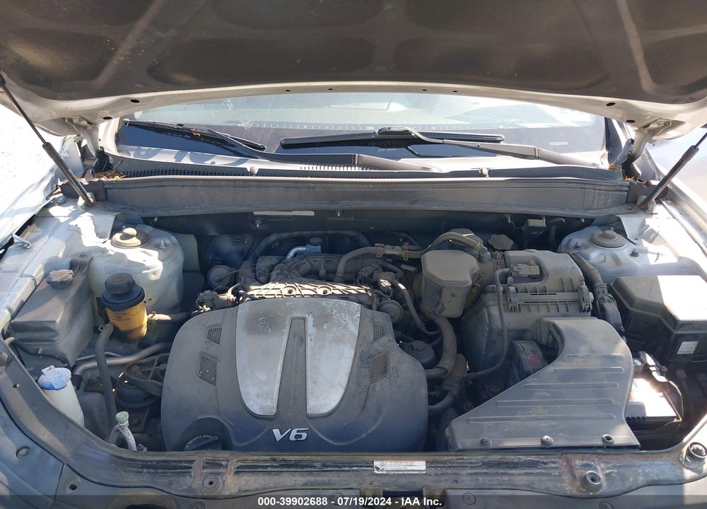 2011 HYUNDAI SANTA FE SE VIN: 5XYZHDAG0BG012004