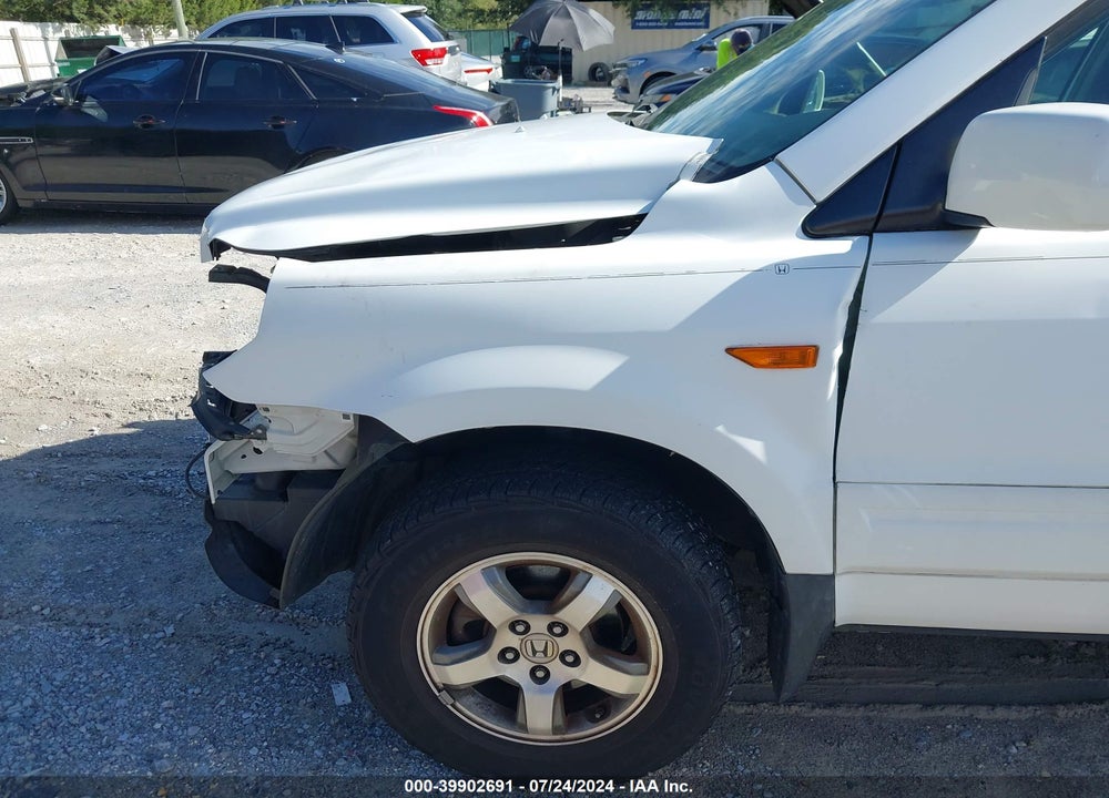 2006 HONDA PILOT EX VIN: 5FNYF28456B034661