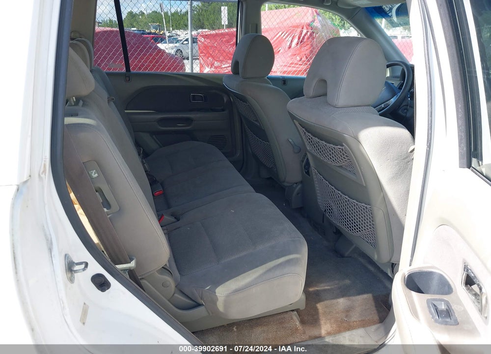 2006 HONDA PILOT EX VIN: 5FNYF28456B034661