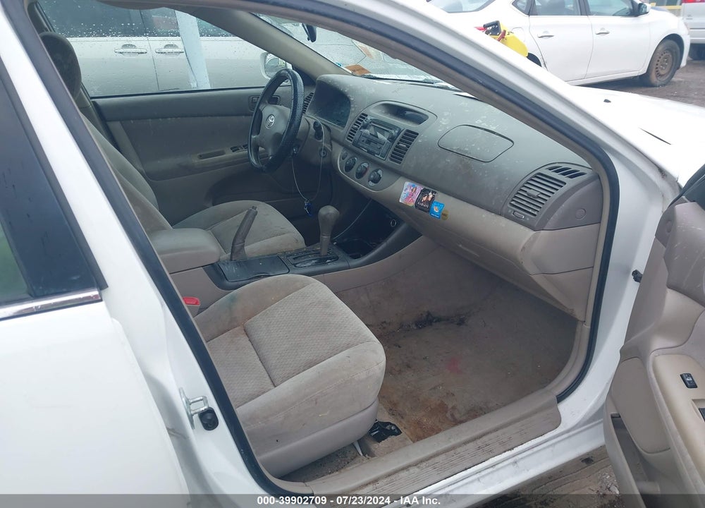 2004 TOYOTA CAMRY LE VIN: 4T1BE32K34U303102