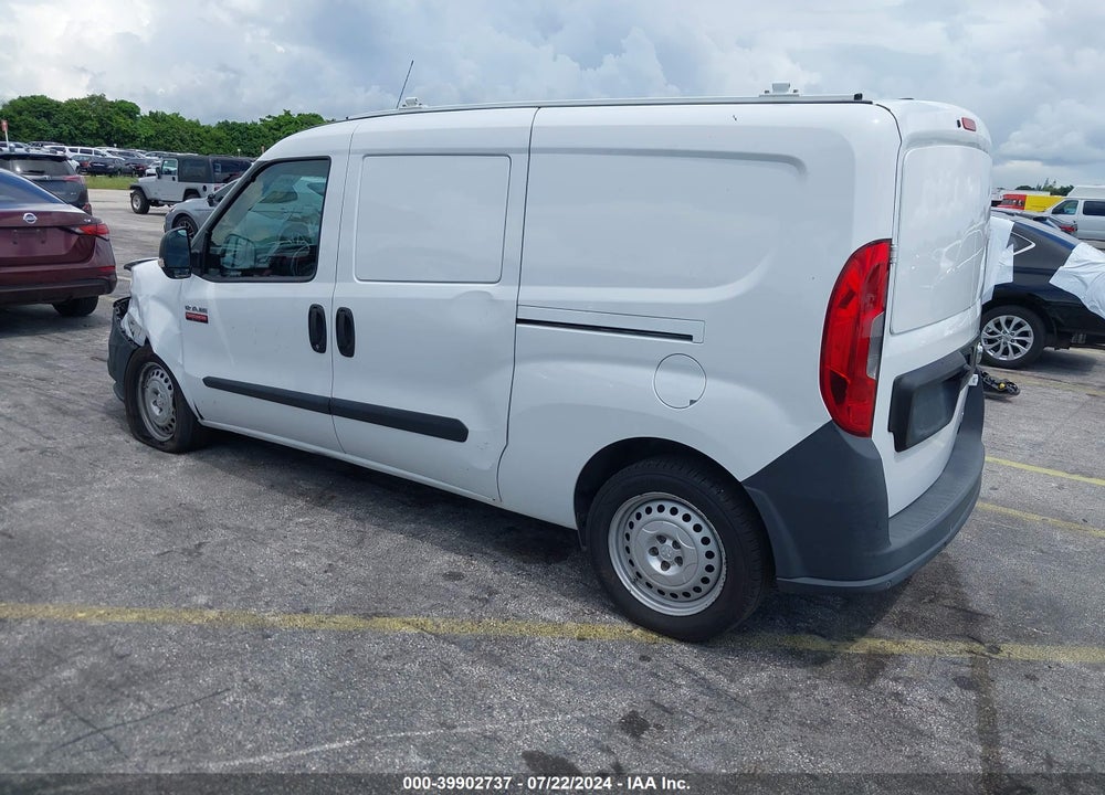 2016 RAM PROMASTER CITY TRADESMAN VIN: ZFBERFAT8G6B18527