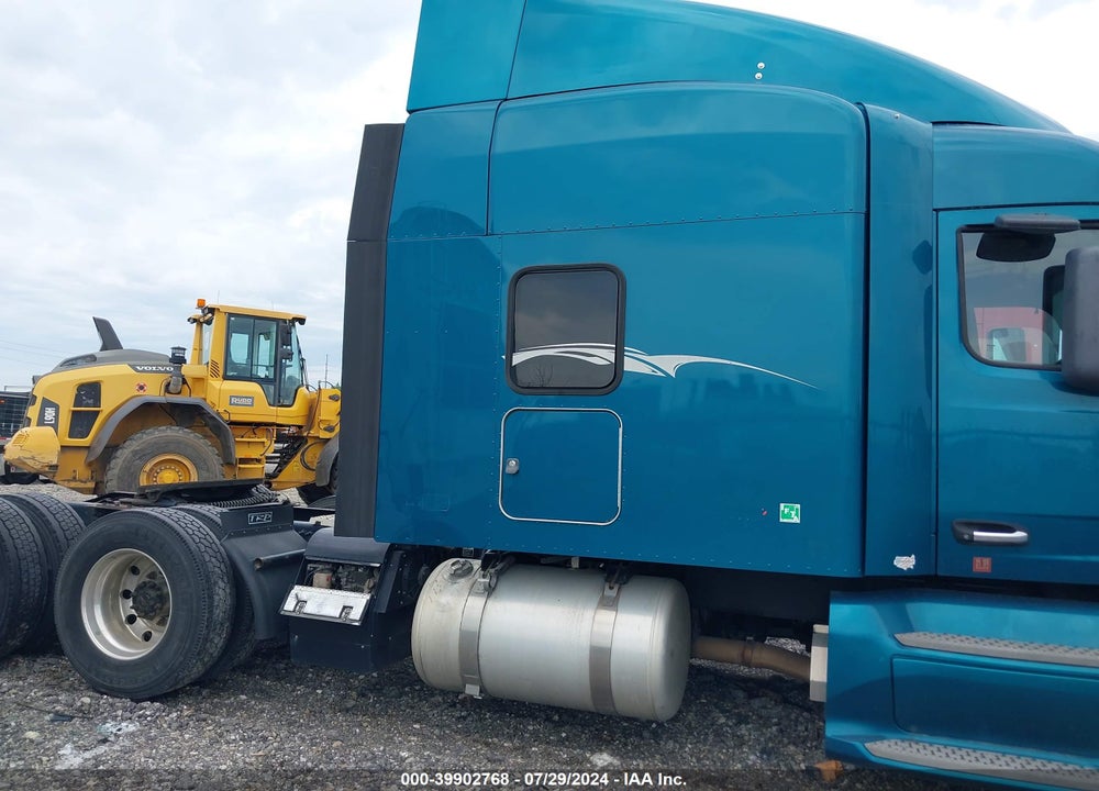 2019 PETERBILT 579 VIN: 1XPBDP9X8KD364327