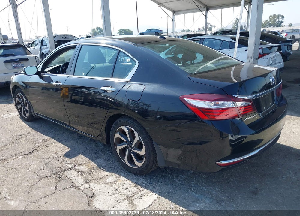 2017 HONDA ACCORD EX-L VIN: 1HGCR2F80HA307607