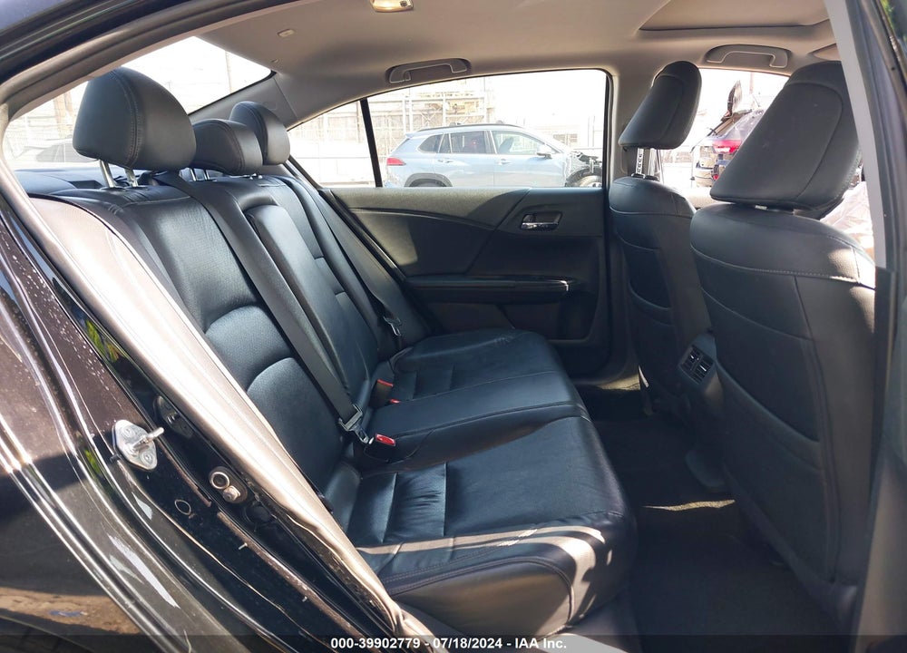 2017 HONDA ACCORD EX-L VIN: 1HGCR2F80HA307607