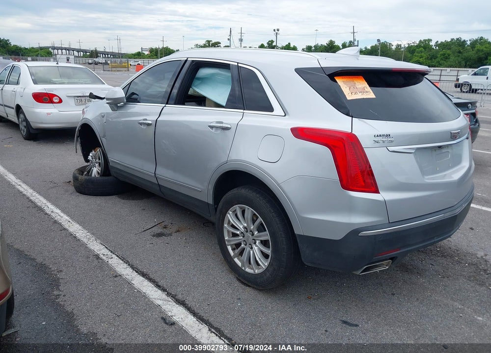 2017 CADILLAC XT5 STANDARD VIN: 1GYKNARS5HZ323823