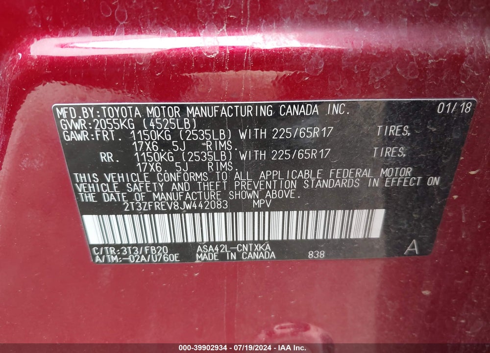2018 TOYOTA RAV4 LE VIN: 2T3ZFREV8JW442083