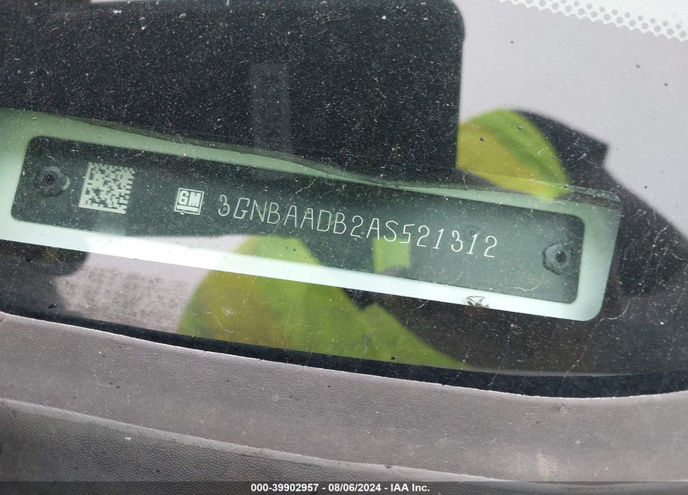 2010 CHEVROLET HHR LS VIN: 3GNBAADB2AS521312