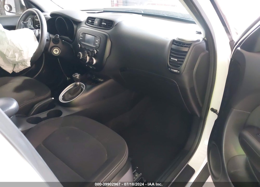 2016 KIA SOUL VIN: KNDJN2A2XG7338055