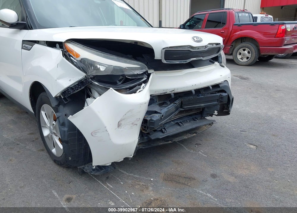 2016 KIA SOUL VIN: KNDJN2A2XG7338055
