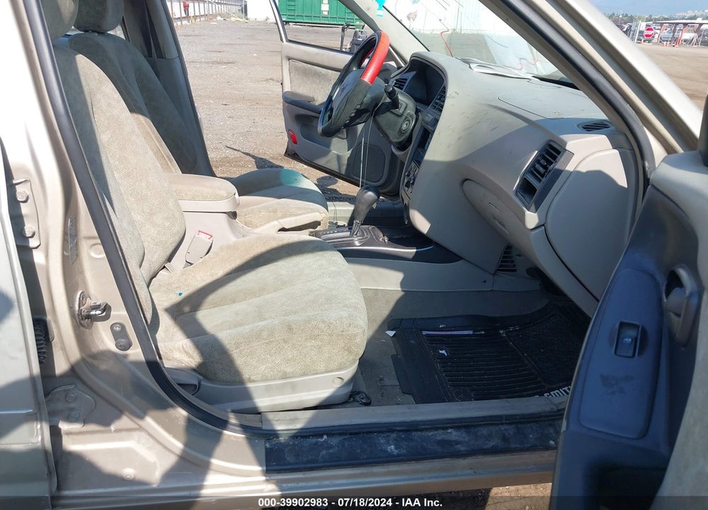 2001 HYUNDAI ELANTRA GLS VIN: KMHDN45D71U226838