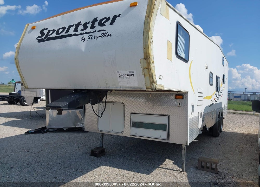 2005 PLAY-MOR TOY HAULER VIN: 1JW100R2751H35623