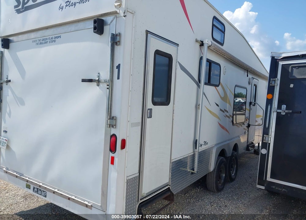 2005 PLAY-MOR TOY HAULER VIN: 1JW100R2751H35623