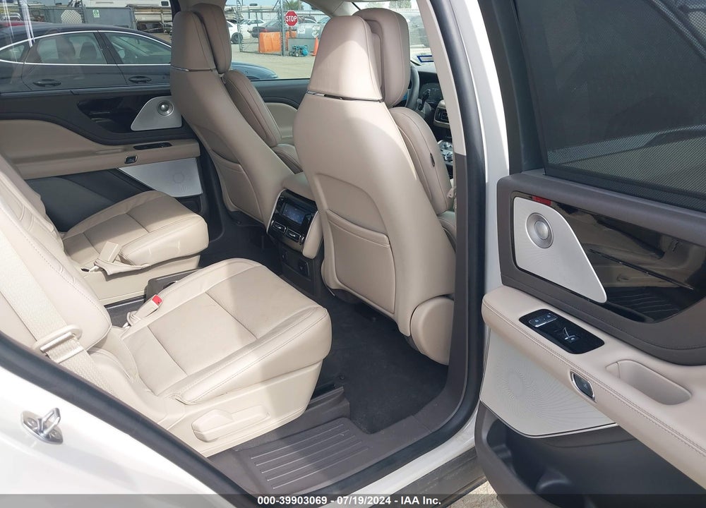 2023 LINCOLN AVIATOR RESERVE VIN: 5LM5J7XC5PGL24969