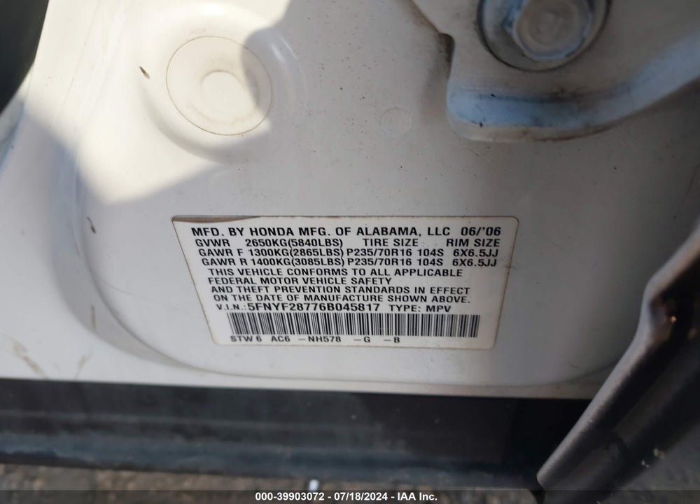 2006 HONDA PILOT EX-L VIN: 5FNYF28776B045817