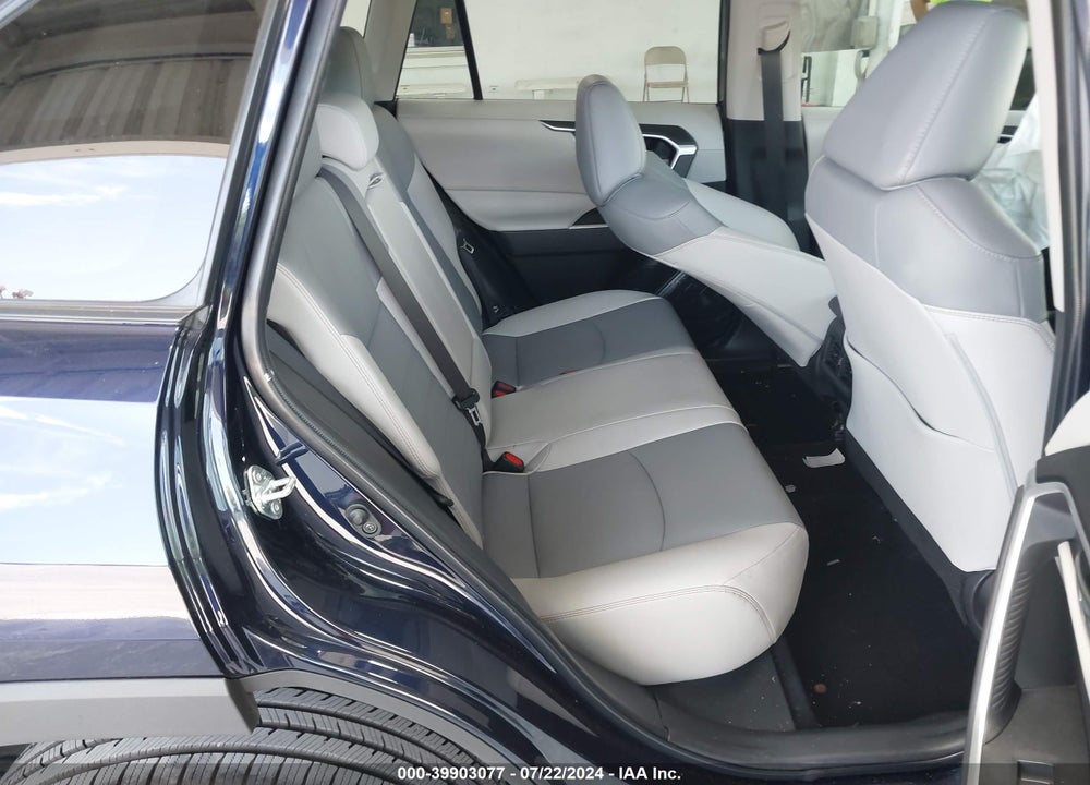 2022 TOYOTA RAV4 XLE PREMIUM VIN: 2T3C1RFV4NW224330