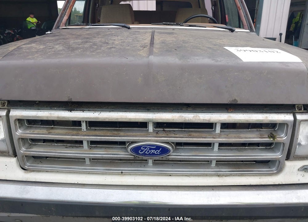 1988 FORD BRONCO U100 VIN: 1FMEU15N8JLA70877