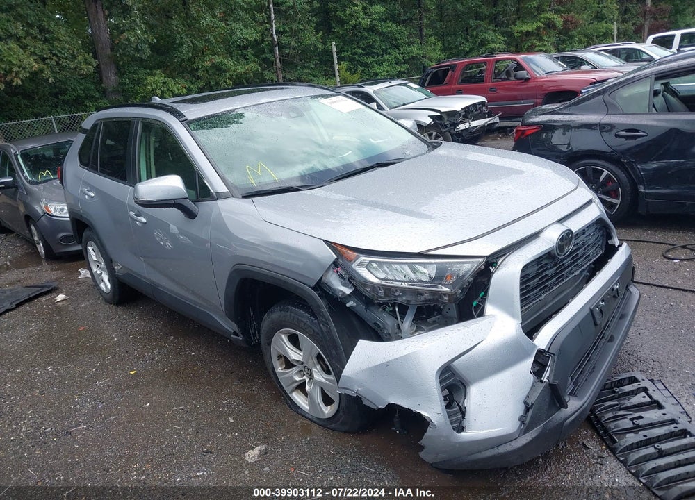 2020 TOYOTA RAV4 XLE VIN: JTMP1RFV0LD055225