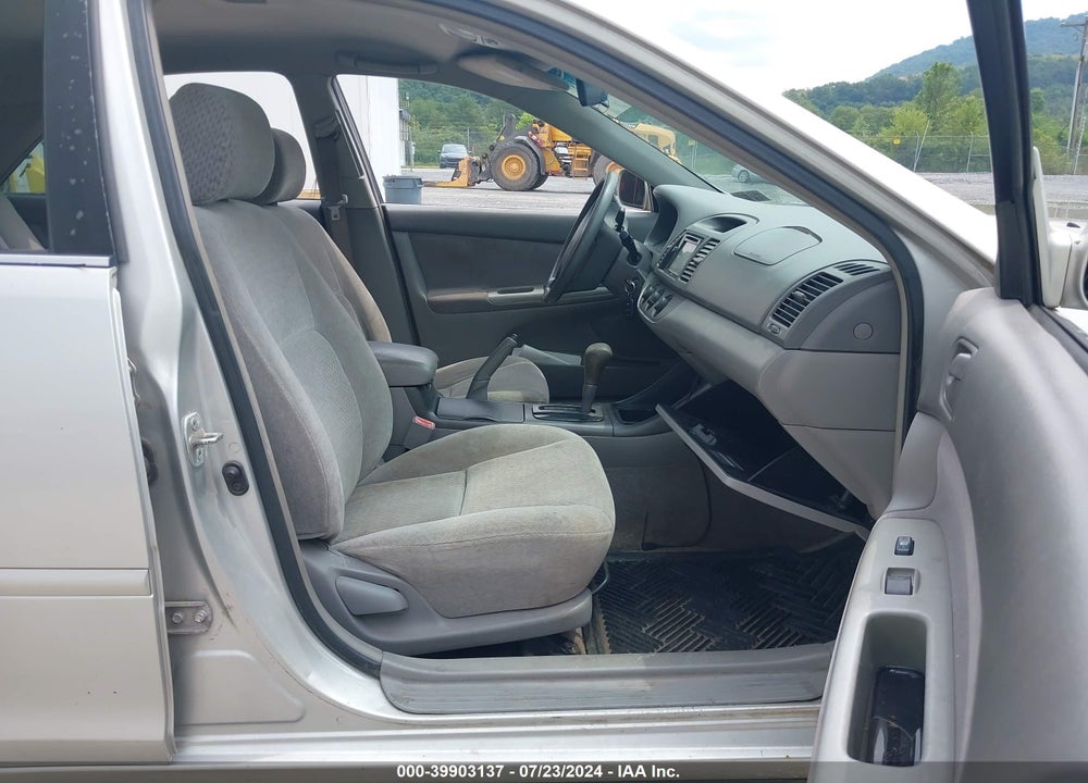 2003 TOYOTA CAMRY LE VIN: 4T1BE32K43U650114