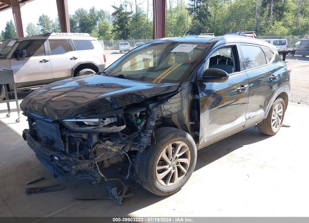 2017 HYUNDAI TUCSON SE VIN: KM8J3CA47HU365712