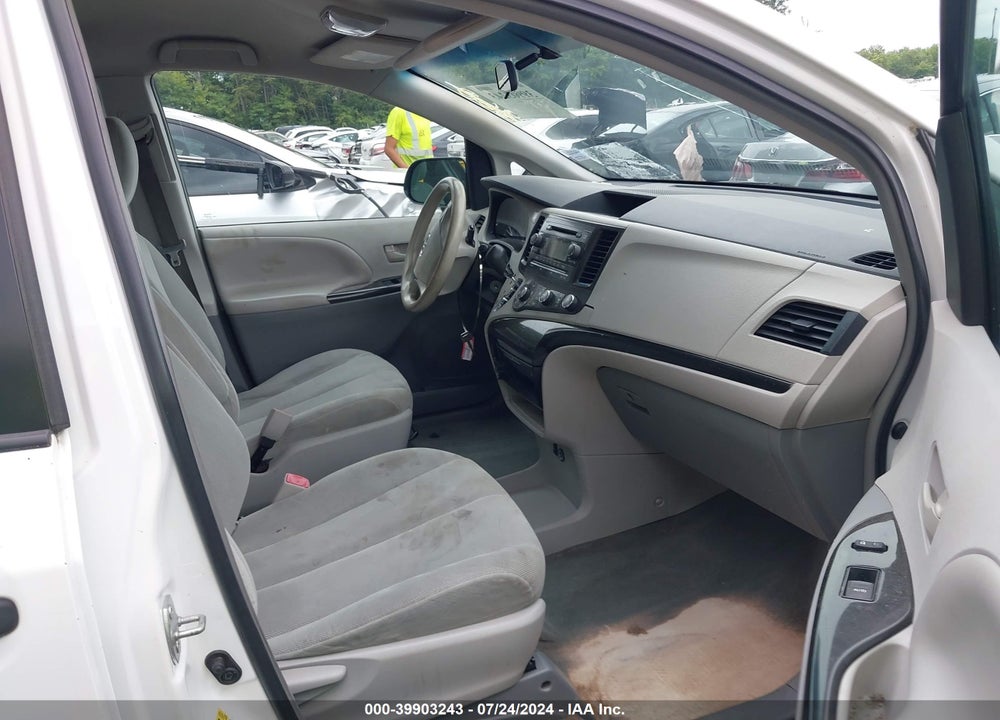 2014 TOYOTA SIENNA L V6 7 PASSENGER VIN: 5TDZK3DC3ES447708