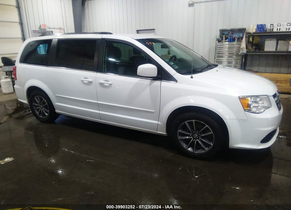 2017 DODGE GRAND CARAVAN SXT VIN: 2C4RDGCG0HR754093