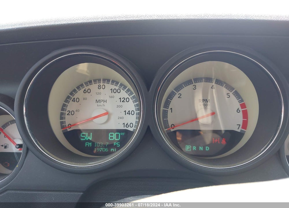 2009 DODGE CHALLENGER R/T VIN: 2B3LJ54T79H572205