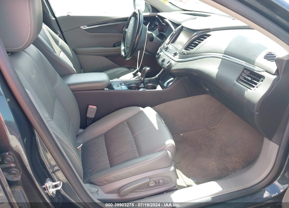 2018 CHEVROLET IMPALA 1LT VIN: 2G1105S38J9132027