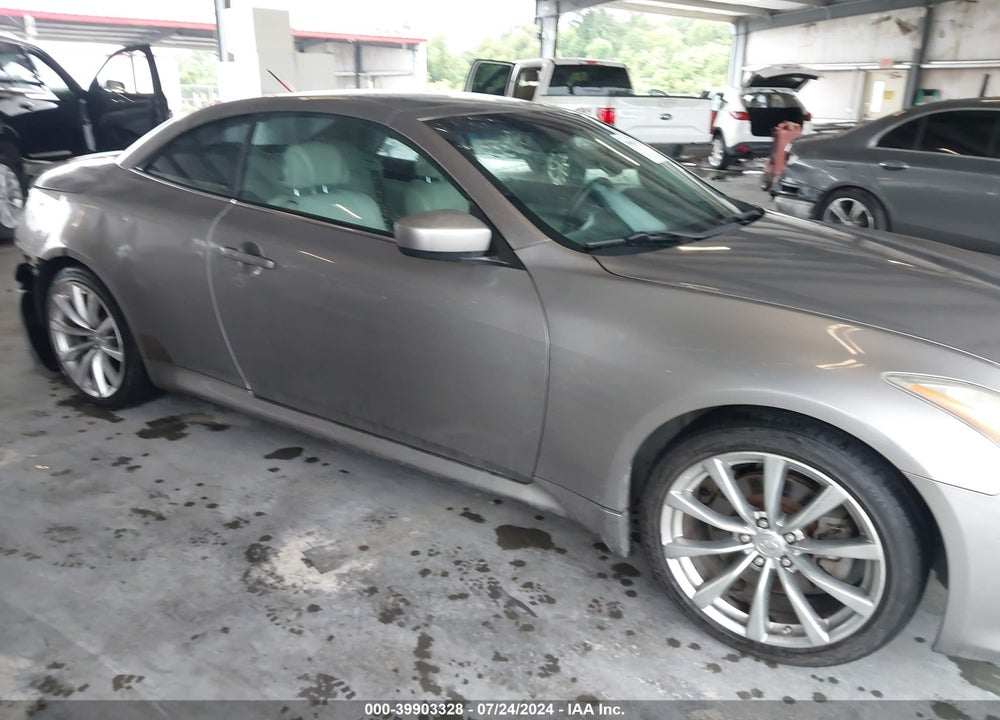 2009 INFINITI G37 VIN: JNKCV66E39M723303